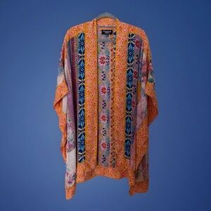 Feathers by Tolani Kimono Style Top One Size Open Blouse 3/4 Sleeves Boho Floral